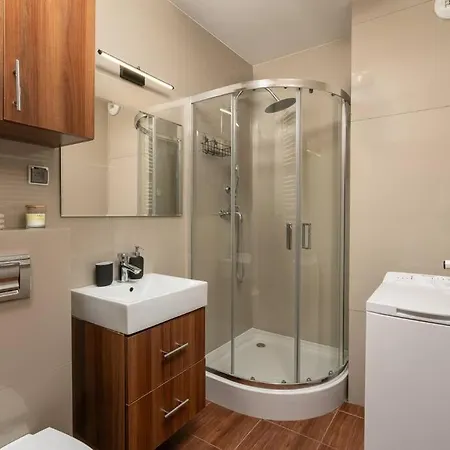 Komfortowy Z Balkonem Apartamento