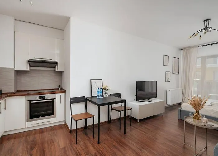 Komfortowy Z Balkonem