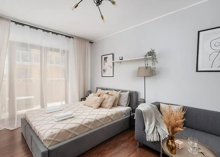 Komfortowy Z Balkonem アパート *